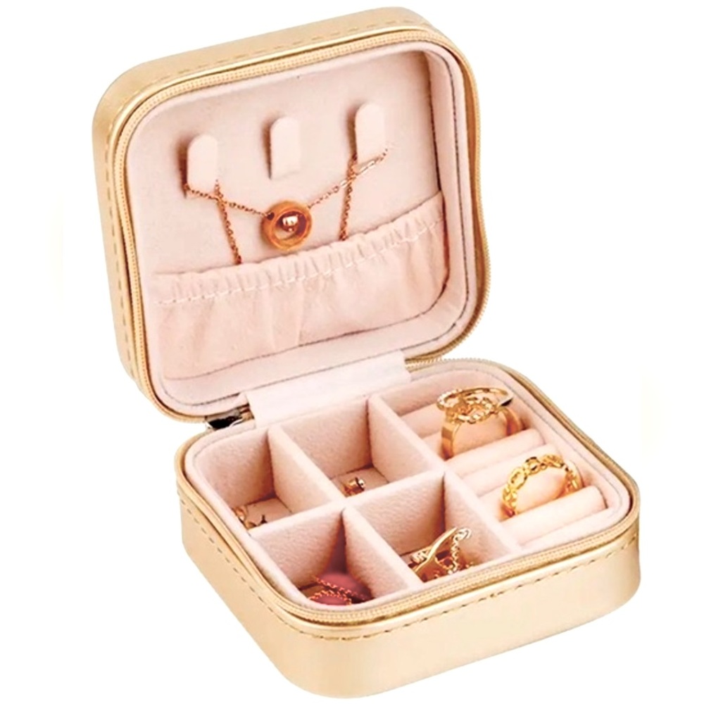 CUTE TRAVEL JEWELRY BOX